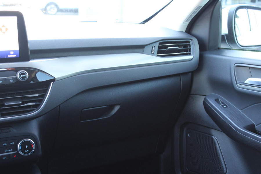 Ford Kuga 2.5 PHEV Titanium | Stoel + Stuurverwarming | Adaptive Cruise Control | Full LED | Camera | Head-Up Display | BLIS |