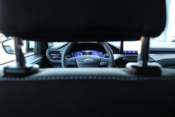 Ford Kuga 2.5 PHEV Titanium | Stoel + Stuurverwarming | Adaptive Cruise Control | Full LED | Camera | Head-Up Display | BLIS |
