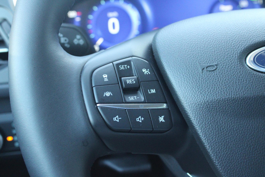 Ford Kuga 2.5 PHEV Titanium | Stoel + Stuurverwarming | Adaptive Cruise Control | Full LED | Camera | Head-Up Display | BLIS |