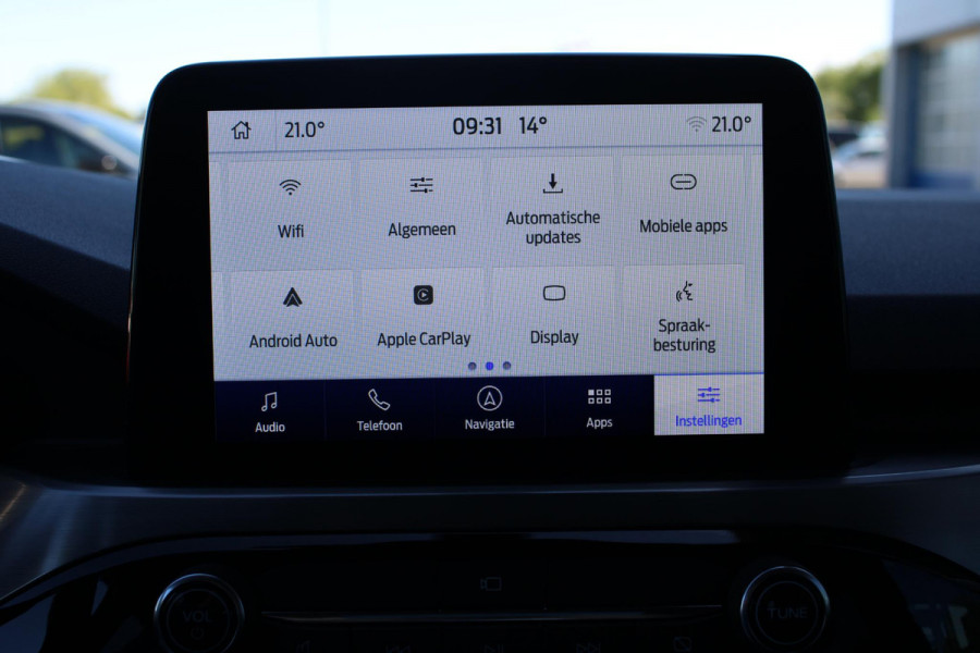Ford Kuga 2.5 PHEV Titanium | Stoel + Stuurverwarming | Adaptive Cruise Control | Full LED | Camera | Head-Up Display | BLIS |
