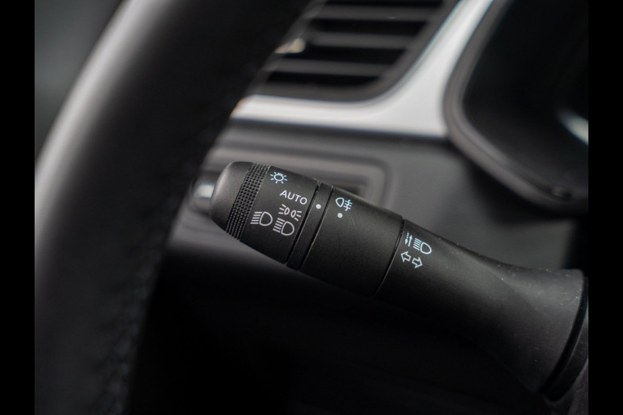 Renault Captur 1.6 E-Tech full hybrid 145 techno Carplay / LED / Camera / Navi / Keyless / Fabrieksgarantie