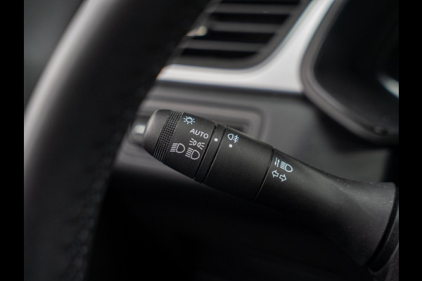 Renault Captur 1.6 E-Tech full hybrid 145 techno Carplay / LED / Camera / Navi / Keyless / Fabrieksgarantie
