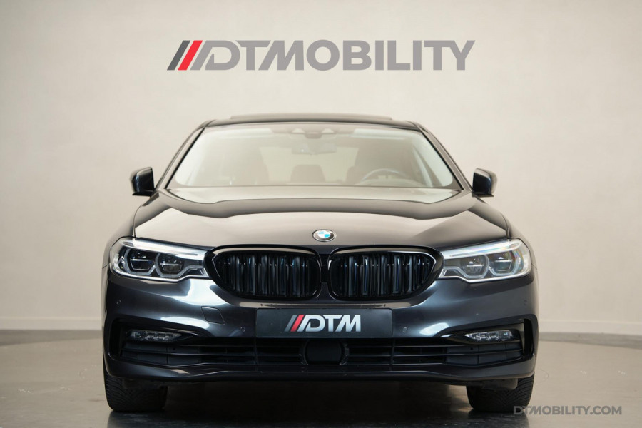 BMW 5 Serie 530e High Executive | Schuifdak | Adaptief cruise