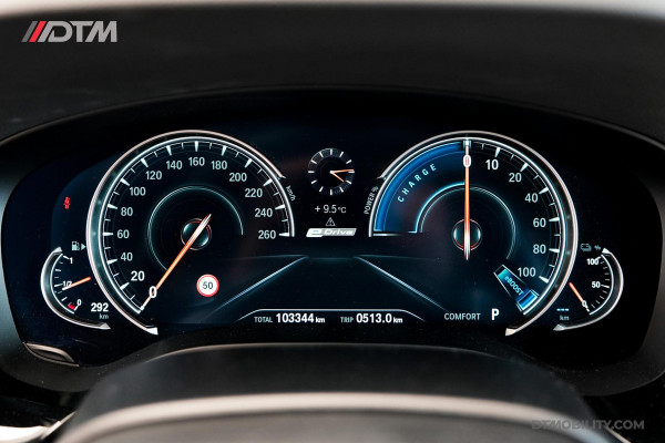 BMW 5 Serie 530e High Executive | Schuifdak | Adaptief cruise