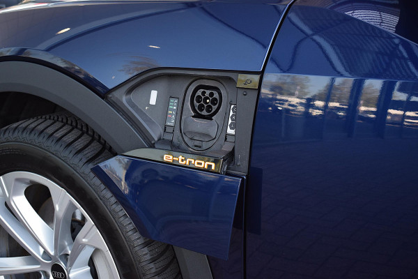Audi e-tron e-tron 50 quattro Launch edition 71 kWh | SOH: 96% |  Pano | B&O | HUD | Camera