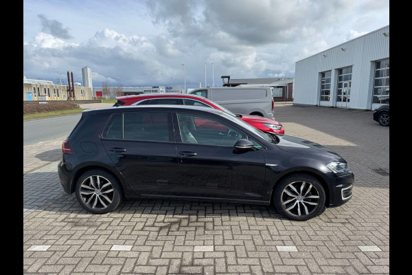 Volkswagen e-Golf e-Golf | 136pk | SOH 89,7%