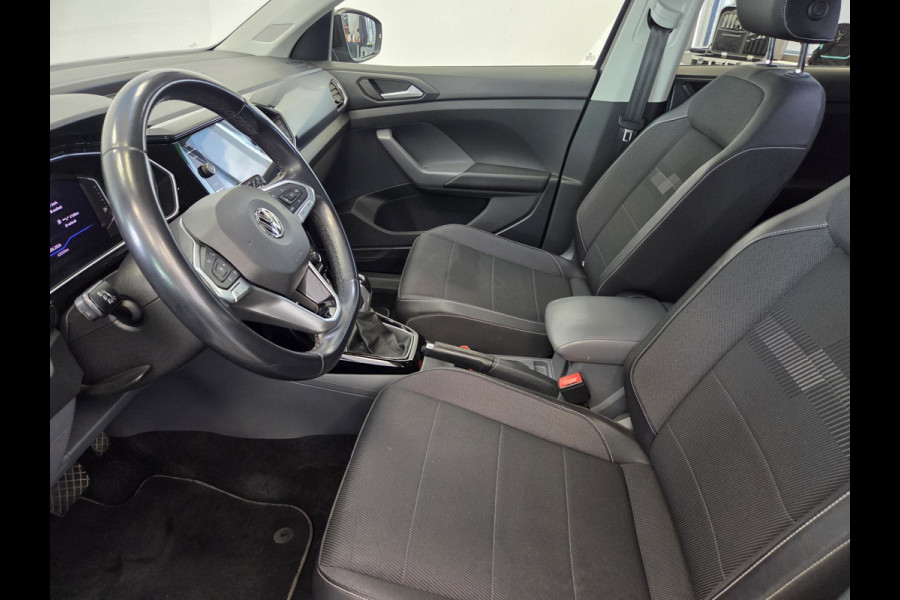 Volkswagen T-Cross 1.0 TSI Style Business R Digitale Cockpit Stoelverwarming Navigatie