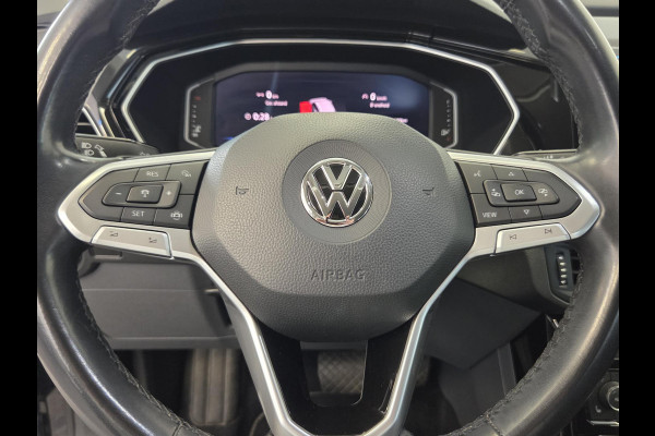 Volkswagen T-Cross 1.0 TSI Style Business R Digitale Cockpit Stoelverwarming Navigatie