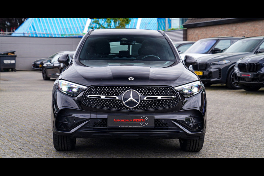 Mercedes-Benz GLC 300e 4MATIC AMG Line | Panorama | 360 Camera | Elektrische trekhaak | Memory