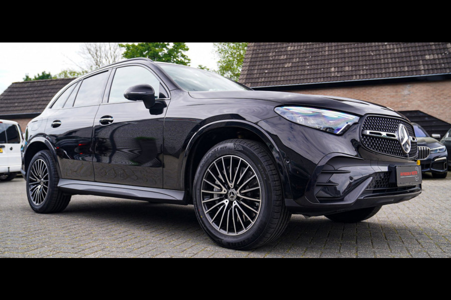 Mercedes-Benz GLC 300e 4MATIC AMG Line | Panorama | 360 Camera | Elektrische trekhaak | Memory