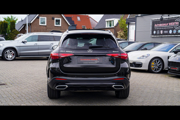 Mercedes-Benz GLC 300e 4MATIC AMG Line | Panorama | 360 Camera | Elektrische trekhaak | Memory