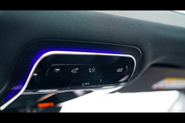 Mercedes-Benz GLC 300e 4MATIC AMG Line | Panorama | 360 Camera | Elektrische trekhaak | Memory
