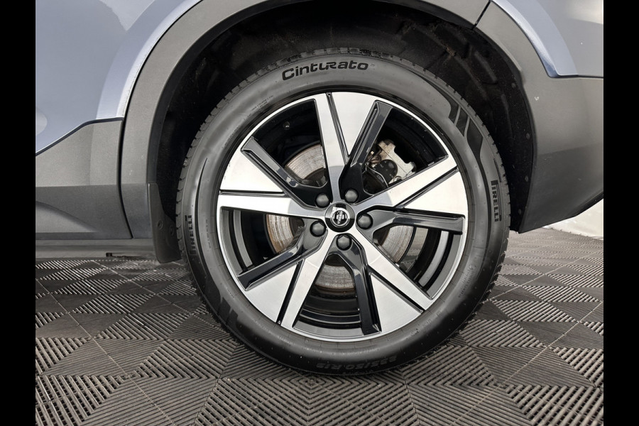 Volvo XC40 Recharge Plus [ 3-Fase-11kW ] {SOH-90%} (INCL-BTW) *HEATPUMP | ADAPTIVE-CRUISE | FULL-LED | BLINDSPOT | HEATED-SPORTSEATS | KEYLESS | DIGI-COCKPIT | CAMERA | PRIVACY-GLASS | ECC | TOWBAR | PDC | 19''ALU*