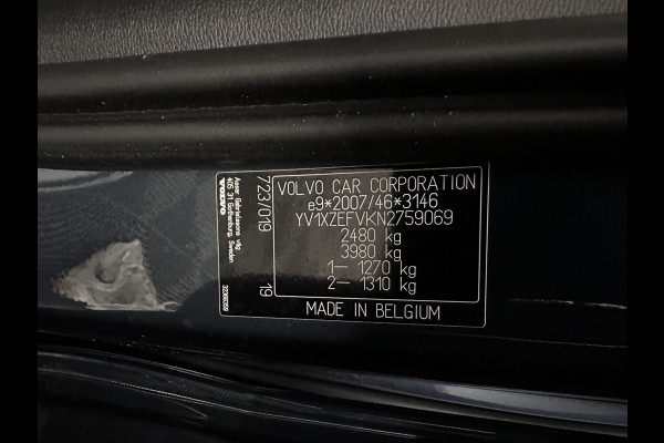 Volvo XC40 Recharge Plus [ 3-Fase-11kW ] {SOH-90%} (INCL-BTW) *HEATPUMP | ADAPTIVE-CRUISE | FULL-LED | BLINDSPOT | HEATED-SPORTSEATS | KEYLESS | DIGI-COCKPIT | CAMERA | PRIVACY-GLASS | ECC | TOWBAR | PDC | 19''ALU*