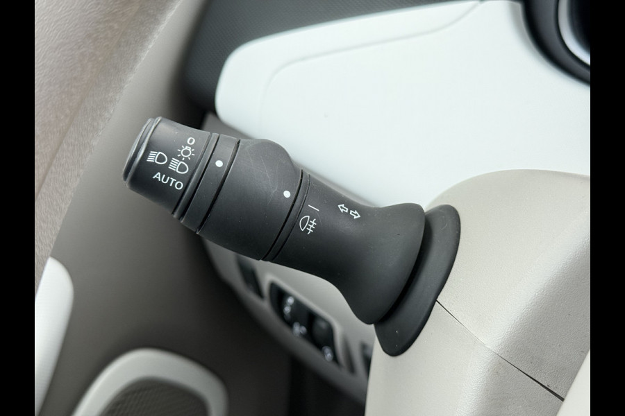 Renault ZOE R90 Life 41kWh SOH 85% Navi Ecc Apple Carplay Android Auto Cruise Control Pdc Keyless Bluetooth Led Regen-Lichtsensor Isofix Origineel Nederlandse Auto