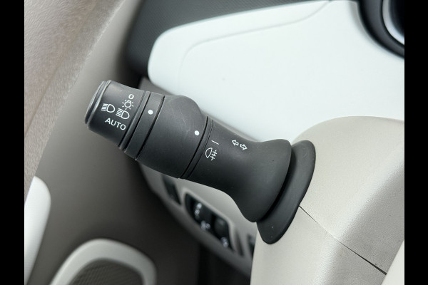 Renault ZOE R90 Life 41kWh SOH 85% Navi Ecc Apple Carplay Android Auto Cruise Control Pdc Keyless Bluetooth Led Regen-Lichtsensor Isofix Origineel Nederlandse Auto