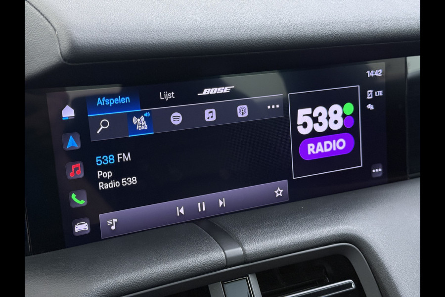 Porsche Taycan Panoramadak Sport chrono pakket Adaptieve luchtvering Bose®-Audio Apple Carplay Android Auto Navi Ecc Camera Pdc Comfortstoelen Stoelverwarming Elek.Achterklep Lmv Led Elek.Stoelen DAB Lane Change Assist ParkAssistent SOH 90% 1e Eigenaar Origineel Nederlandse Auto