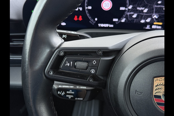 Porsche Taycan Panoramadak Sport chrono pakket Adaptieve luchtvering Bose®-Audio Apple Carplay Android Auto Navi Ecc Camera Pdc Comfortstoelen Stoelverwarming Elek.Achterklep Lmv Led Elek.Stoelen DAB Lane Change Assist ParkAssistent SOH 90% 1e Eigenaar Origineel Nederlandse Auto