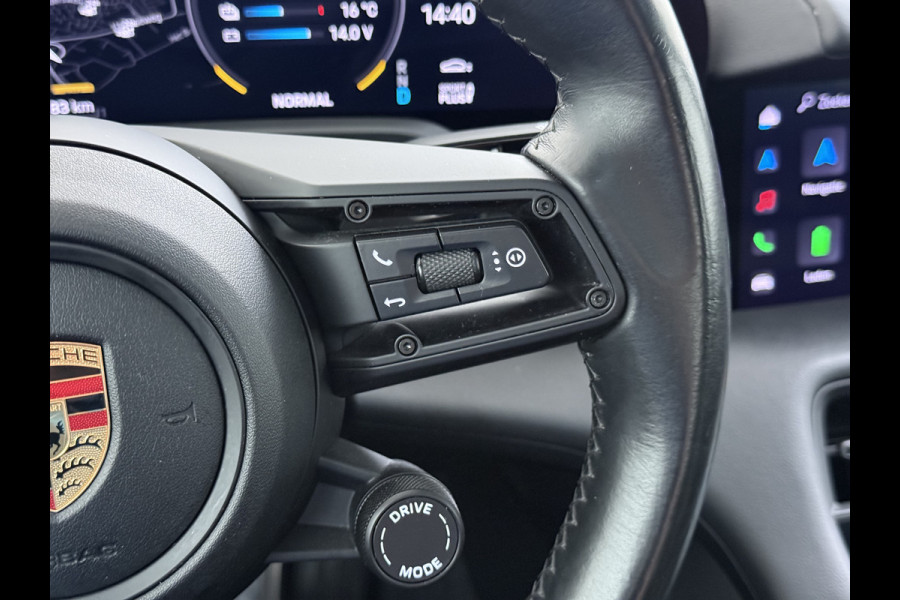 Porsche Taycan Panoramadak Sport chrono pakket Adaptieve luchtvering Bose®-Audio Apple Carplay Android Auto Navi Ecc Camera Pdc Comfortstoelen Stoelverwarming Elek.Achterklep Lmv Led Elek.Stoelen DAB Lane Change Assist ParkAssistent SOH 90% 1e Eigenaar Origineel Nederlandse Auto