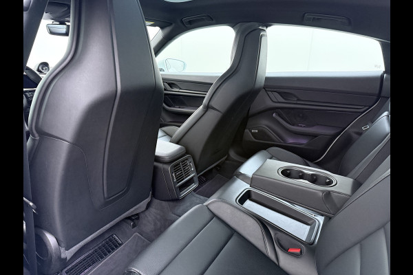 Porsche Taycan Panoramadak Sport chrono pakket Adaptieve luchtvering Bose®-Audio Apple Carplay Android Auto Navi Ecc Camera Pdc Comfortstoelen Stoelverwarming Elek.Achterklep Lmv Led Elek.Stoelen DAB Lane Change Assist ParkAssistent SOH 90% 1e Eigenaar Origineel Nederlandse Auto