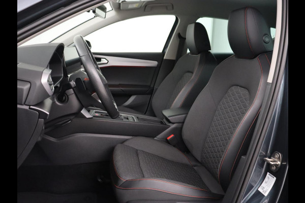 Seat Leon 1.4 TSI eHybrid PHEV FR | SOH 91,2% | Stoelverwarming | Adaptive cruise | Navigatie | Sfeerverlichting | Keyless | Stuurverwarming | Camera | 18'' | Full LED | Digital Cockpit | Plug In