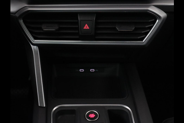 Seat Leon 1.4 TSI eHybrid PHEV FR | SOH 91,2% | Stoelverwarming | Adaptive cruise | Navigatie | Sfeerverlichting | Keyless | Stuurverwarming | Camera | 18'' | Full LED | Digital Cockpit | Plug In