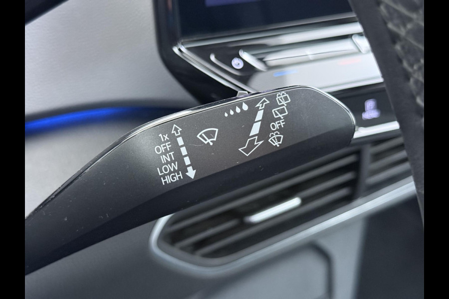 Volkswagen ID.3 Pro Edition 58 kWh 92% SOH | MEGA COMPLEET! | 24.000KM! |ADAPTIVE CRUISE + TRAVEL ASSIST| STOELVERWARMING | PANORAMADAK | 360 CAMERA | DODE HOEK SENSOR DEALER ONDERHOUDEN|