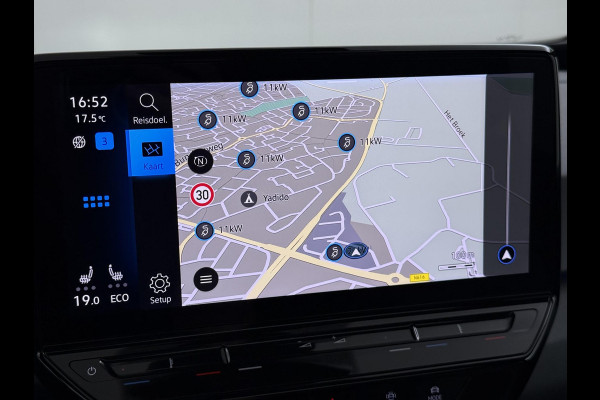 Volkswagen ID.3 Pro Edition 58 kWh 92% SOH | MEGA COMPLEET! | 24.000KM! |ADAPTIVE CRUISE + TRAVEL ASSIST| STOELVERWARMING | PANORAMADAK | 360 CAMERA | DODE HOEK SENSOR DEALER ONDERHOUDEN|