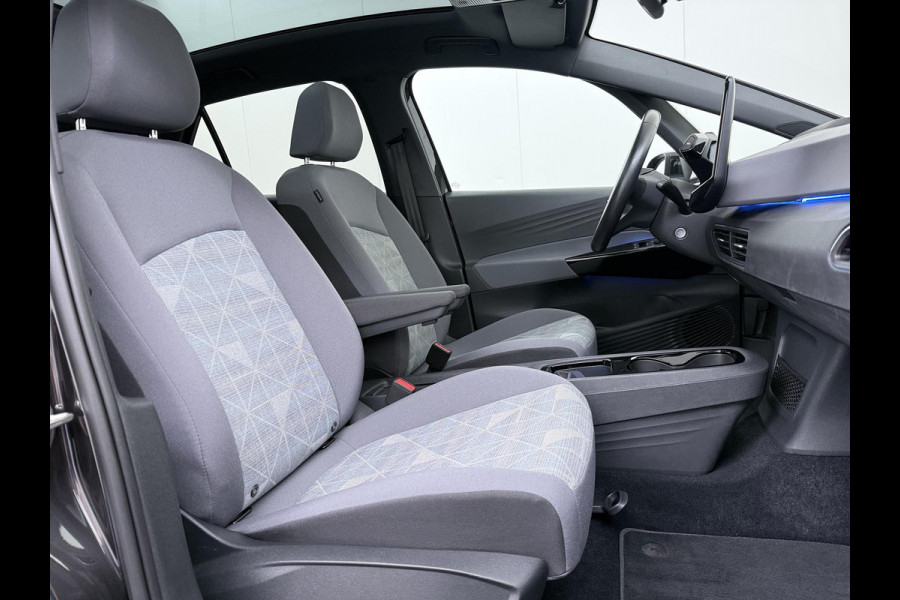 Volkswagen ID.3 Pro Edition 58 kWh 92% SOH | MEGA COMPLEET! | 24.000KM! |ADAPTIVE CRUISE + TRAVEL ASSIST| STOELVERWARMING | PANORAMADAK | 360 CAMERA | DODE HOEK SENSOR DEALER ONDERHOUDEN|