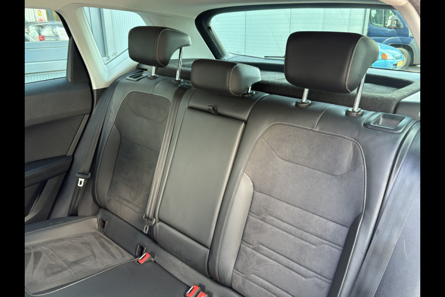 Seat Ateca 1.5 TSi 150pk DSG Xperience Business Intense 360CAMERA/KEYLESS/DODEHOEK/19INCH/WINTERPACK/VIRTUAL