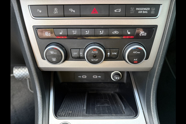 Seat Ateca 1.5 TSi 150pk DSG Xperience Business Intense 360CAMERA/KEYLESS/DODEHOEK/19INCH/WINTERPACK/VIRTUAL