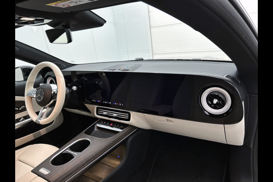Mercedes-Benz CLA-Klasse Shooting Brake 250+ Business Solution Luxury 85 kWh | Premium Pakket | Winterpakket | Warmtewerend, donkergetint glas | Massagefunctie | Sierdelen in bruin eikenhout met aluminium lijnen | Vast panoramadak |