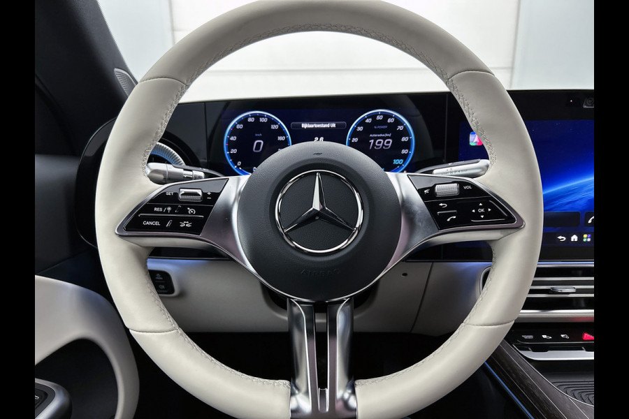 Mercedes-Benz CLA-Klasse Shooting Brake 250+ Business Solution Luxury 85 kWh | Premium Pakket | Winterpakket | Warmtewerend, donkergetint glas | Massagefunctie | Sierdelen in bruin eikenhout met aluminium lijnen | Vast panoramadak |