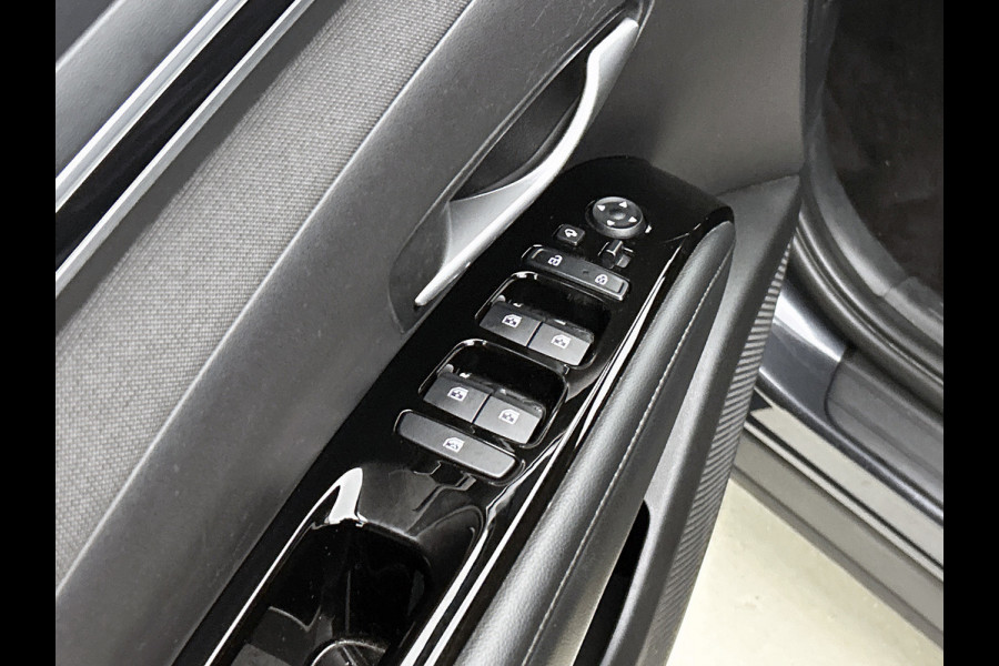Hyundai Tucson 1.6 T-GDI MHEV Comfort Smart (TREKHAAK, AUTOPILOT, STOELVERWARMING, ADAPTIVE CRUISE, DEALER ONDERHOUDEN)