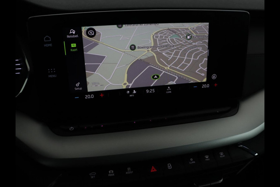 Škoda Octavia 1.0 e-TSI Sport | Adaptive cruise | Carplay | Side Assist | Sportstoelen | Stuurverwarming | Trekhaak | Navigatie | Parkeerhulp | Full LED | 18'' | Digital Cockpit | Climate control | Bluetooth