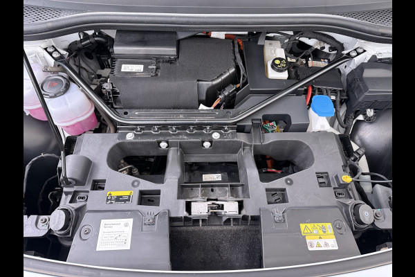 Volkswagen ID.4 Pro 82kWh SOH 92% Warmtepomp Adap.Cruise Navi Ecc Apple Carplay Android Auto Stoelverwarming Lmv Led Isofix Voorruitverwarming Bluetooth Rijstrooksensor WiFi 1e Eigenaar Origineel Nederlandse Auto