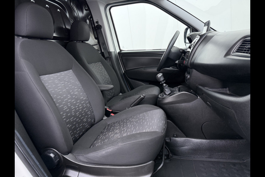 Opel Combo 1.6CDTi L2H1 Airco Navi Cruise Control Euro 6 Pdc Edition Schuifdeur Betonplex Vloer Lat om Lat Dealeronderhouden 1e Eigenaar Origineel Nederlandse Auto