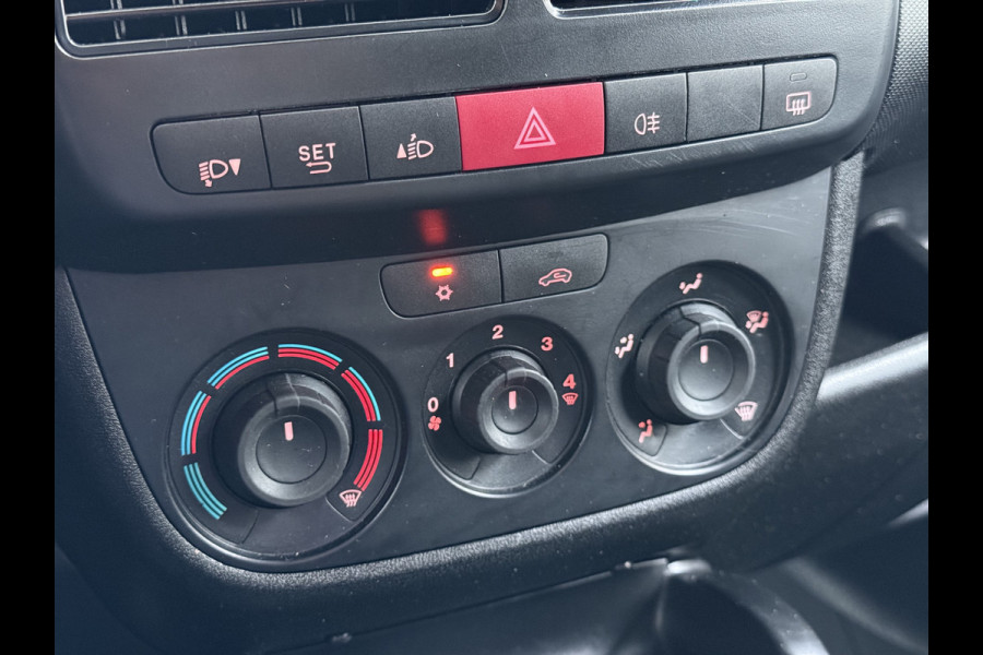 Opel Combo 1.6CDTi L2H1 Airco Navi Cruise Control Euro 6 Pdc Edition Schuifdeur Betonplex Vloer Lat om Lat Dealeronderhouden 1e Eigenaar Origineel Nederlandse Auto