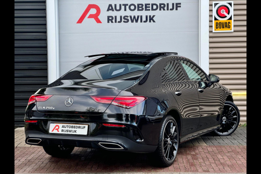 Mercedes-Benz CLA-Klasse 250 e Premium Plus Pano/Sfeer/Dodehoek