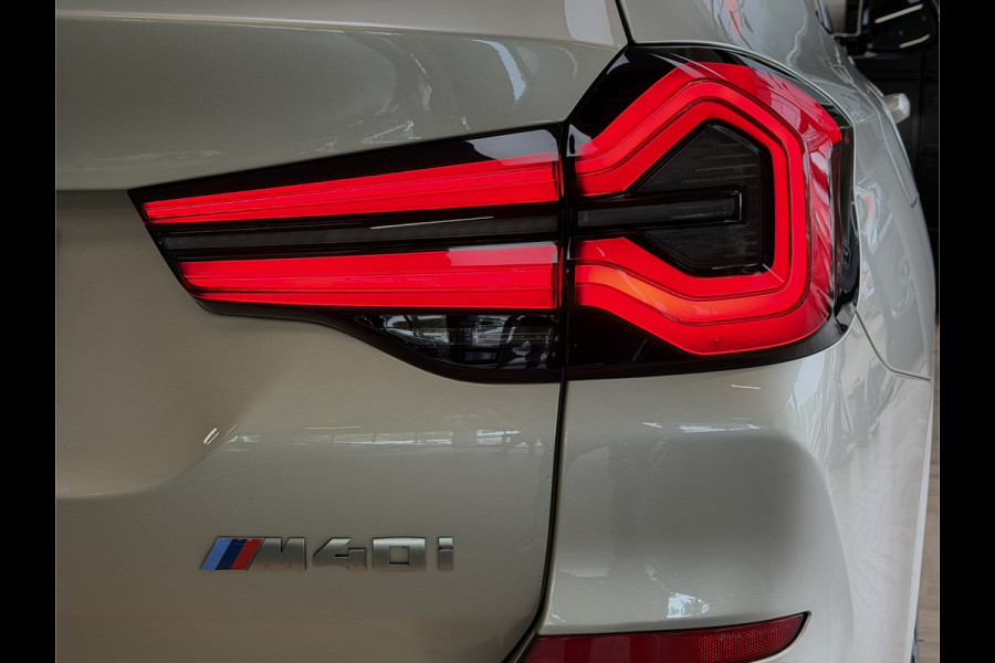 BMW X3 M40i xDrive High Executive M Sport Groot Navi | H&K | Pano | 21" | LED | HUD | Camera |
