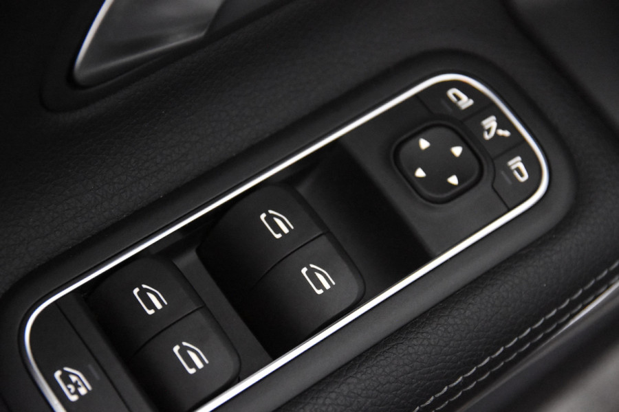 Mercedes-Benz CLA-Klasse 180 SB *1ste Eigenaar*Leer*Navigatie*Stoelverwarming*