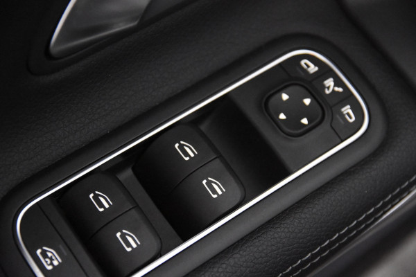 Mercedes-Benz CLA-Klasse 180 SB *1ste Eigenaar*Leer*Navigatie*Stoelverwarming*