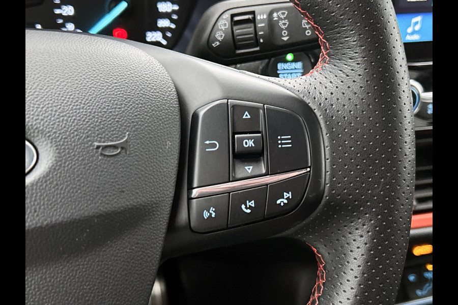 Ford Fiesta 1.0 EcoBoost ST-Line (NAVIGATIE, CARPLAY, LED, STUURBEDIENING, CLIMA, PARKEERSENSOREN)