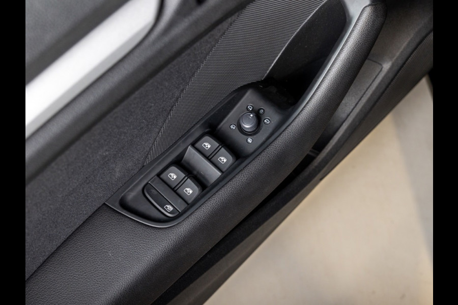 Audi A3 Sportback 30 TFSI Pro Line / 116pk / Airco / Cruise control
