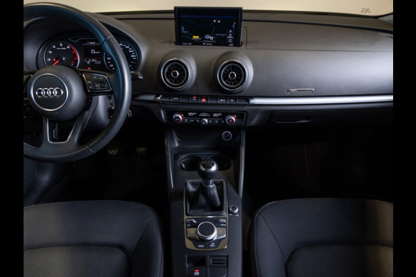 Audi A3 Sportback 30 TFSI Pro Line / 116pk / Airco / Cruise control