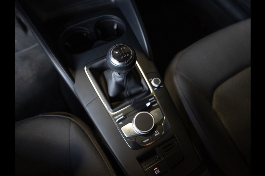 Audi A3 Sportback 30 TFSI Pro Line / 116pk / Airco / Cruise control