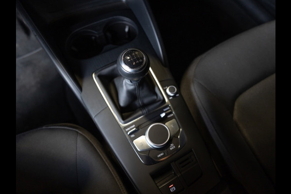 Audi A3 Sportback 30 TFSI Pro Line / 116pk / Airco / Cruise control