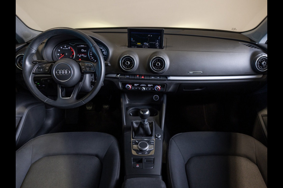 Audi A3 Sportback 30 TFSI Pro Line / 116pk / Airco / Cruise control