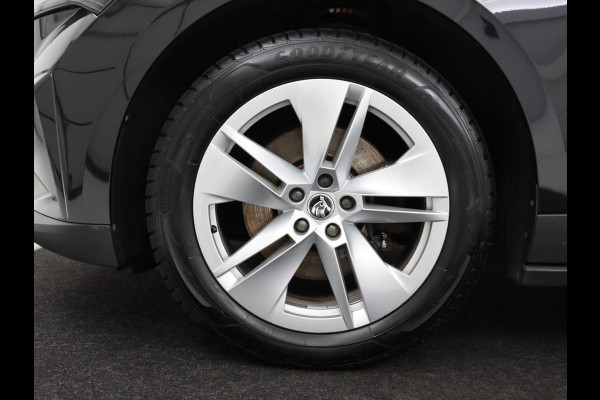 Škoda ENYAQ iV 60 | SOH 91,6% | Trekhaak | Half leder | Carplay | Navigatie | Full LED | 19'' | Cruise control | Sfeerverlichting | Parkeerhulp | Climate control