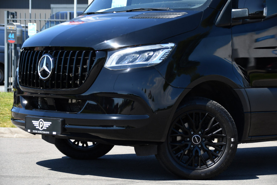 Mercedes-Benz Sprinter 319 1.9 CDI L2H2 RWD Black Edition Camera, Cruise, Carplay, LED, 190pk, Multimedia, Automaat, Geveerde stoel, Sensoren, Trekhaak, Uniek!